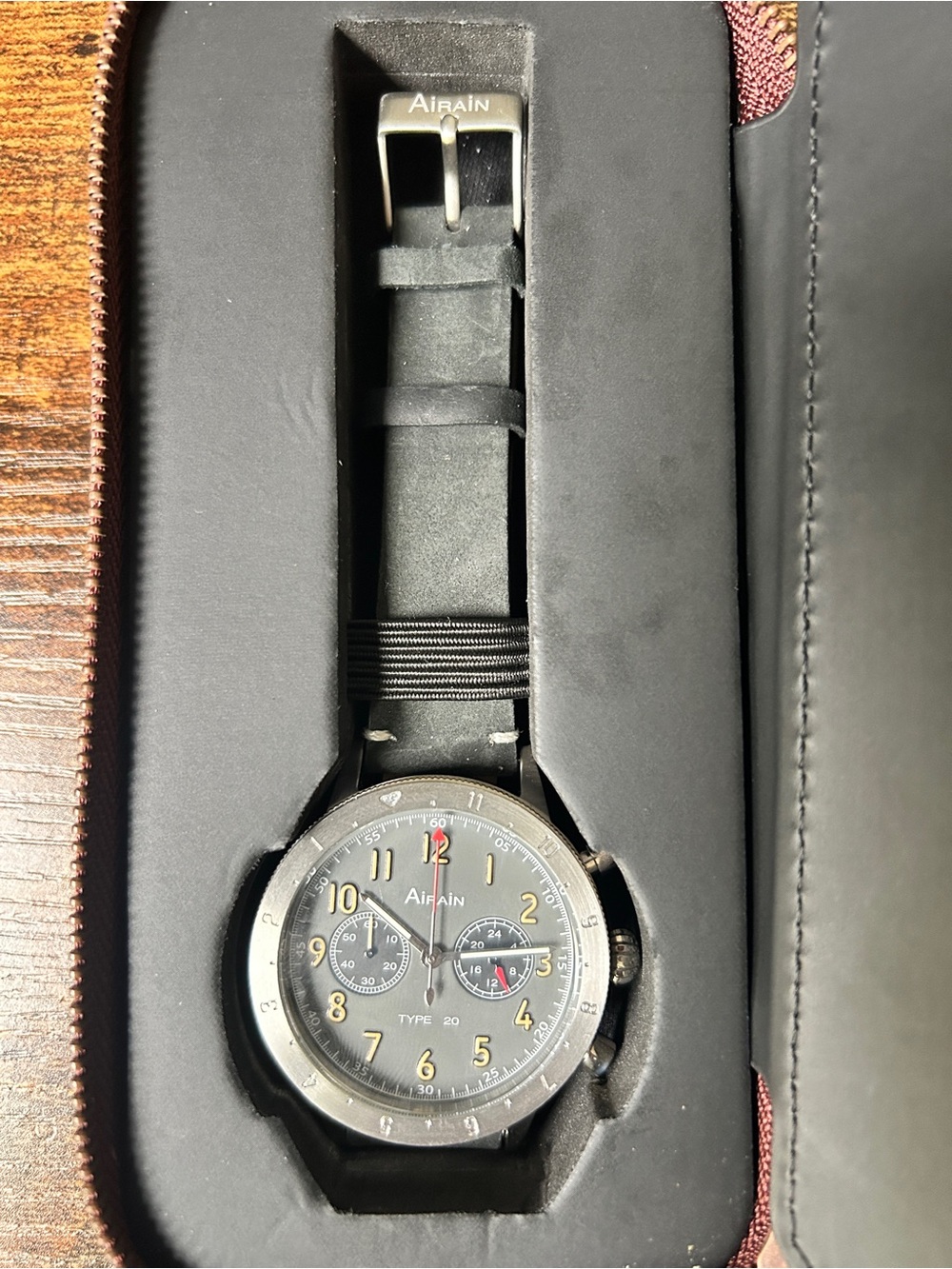 Airain Type 20 Quartz Chronograph Gray Dial Black Leather Watch 10ATM